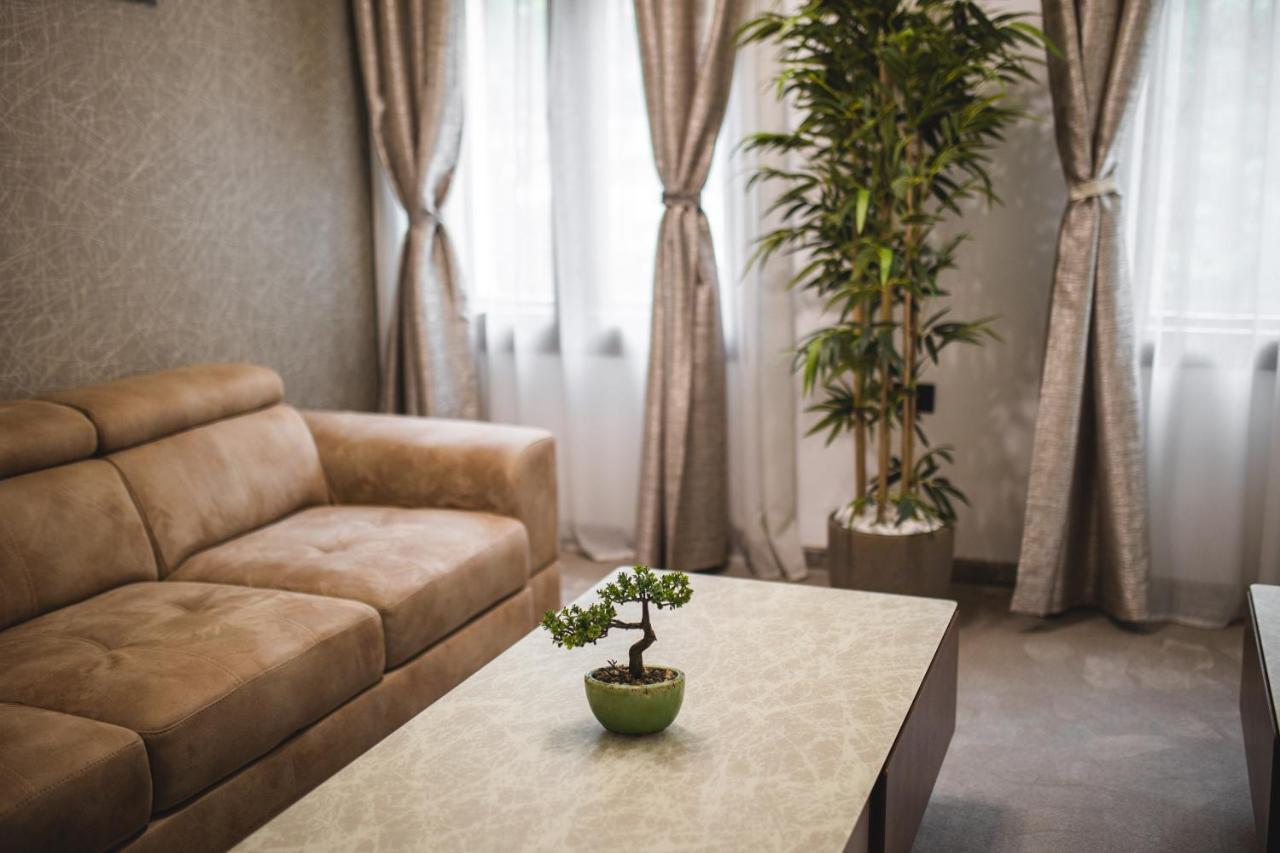 Apartmanski Smestaj King Bo Ниш Экстерьер фото